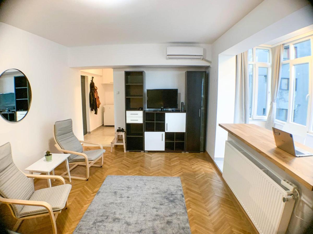 Luterana Studio Apartment Bucarest Esterno foto